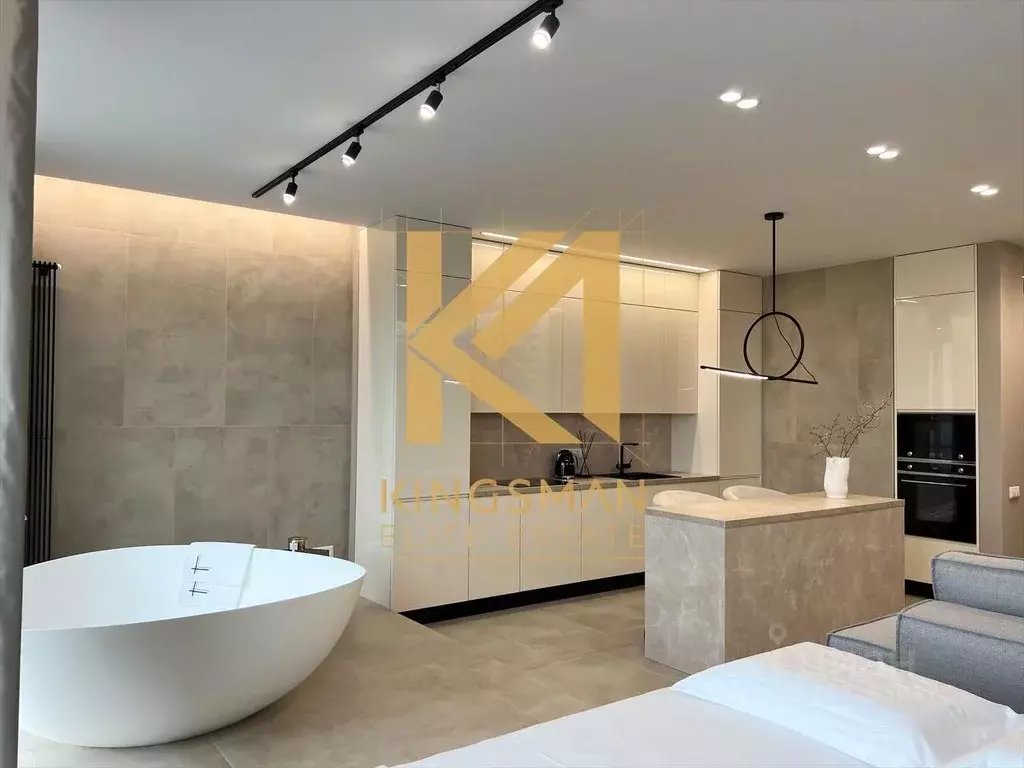 1-к кв. Саратовская область, Саратов Славянская пл., 2 (55.0 м) - Фото 0