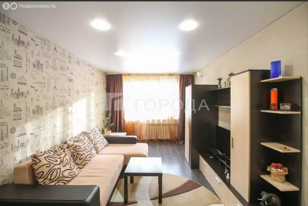 2-комнатная квартира: Барнаул, улица Сухэ-Батора, 12 (47.1 м) - Фото 0
