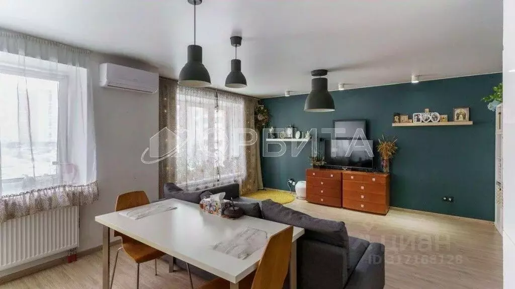 2-к кв. Тюменская область, Тюмень ул. Ю.-Р.Г. Эрвье, 28к2 (56.2 м) - Фото 0