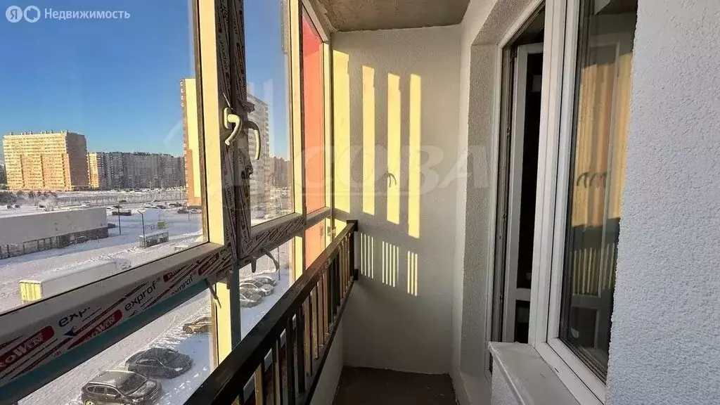 1-комнатная квартира: Тюмень, улица Вадима Бованенко, 4 (37.1 м) - Фото 1