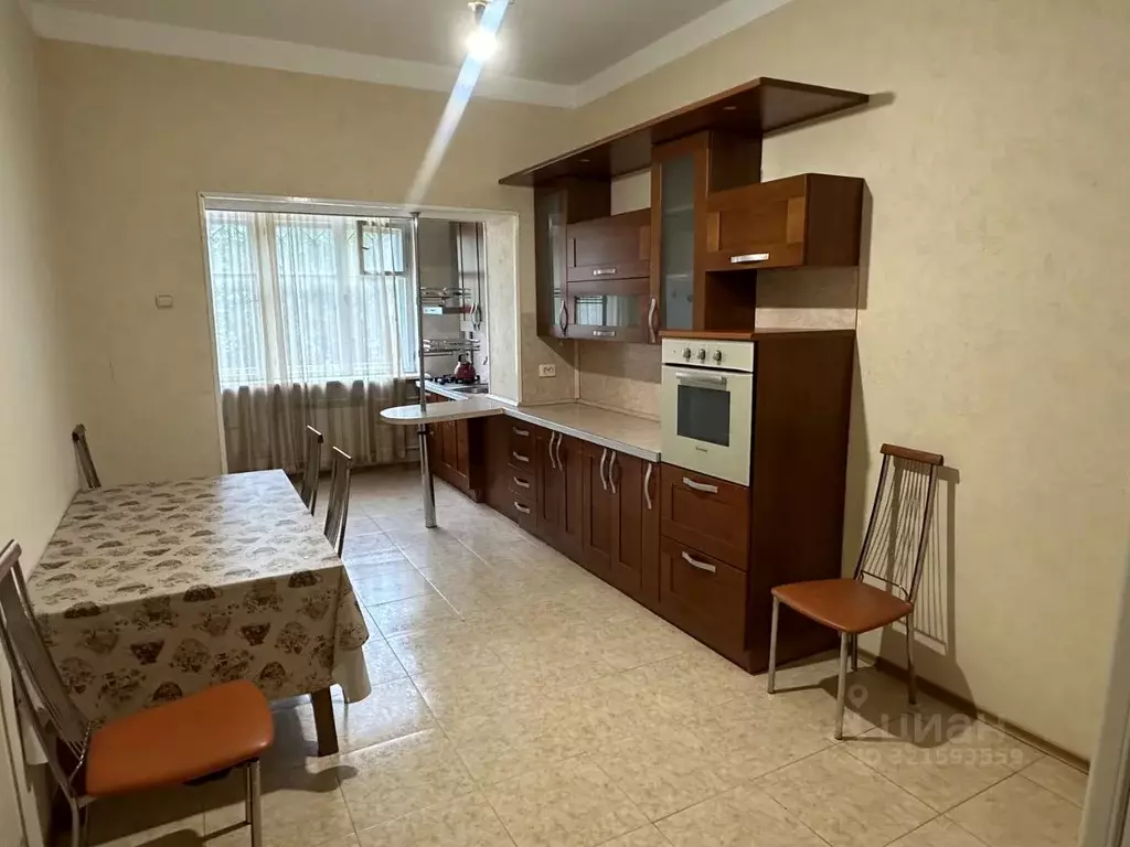 4-к кв. Дагестан, Махачкала ул. Ушакова, 9 (145.0 м) - Фото 0