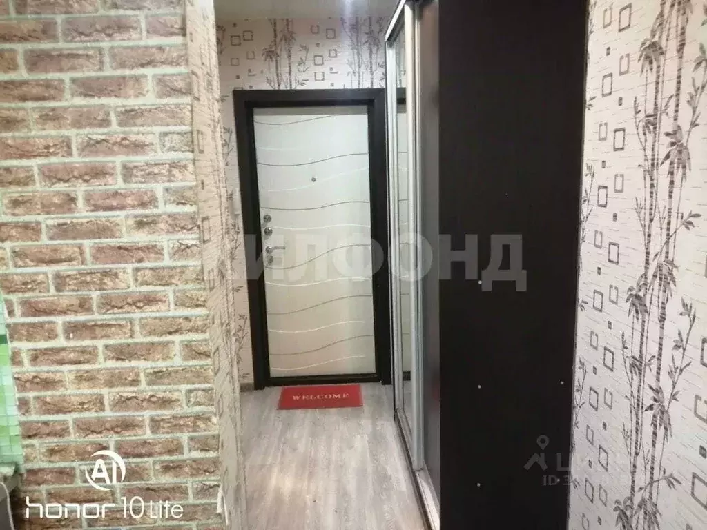 Студия Новосибирская область, Новосибирск ул. Виктора Уса, 7 (19.0 м) - Фото 1