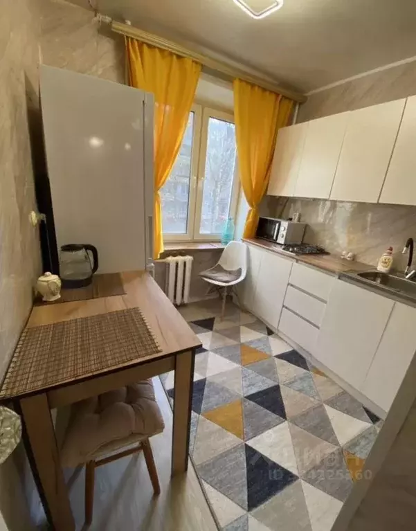 3-к кв. Москва ул. Менжинского, 28К2 (56.0 м) - Фото 1