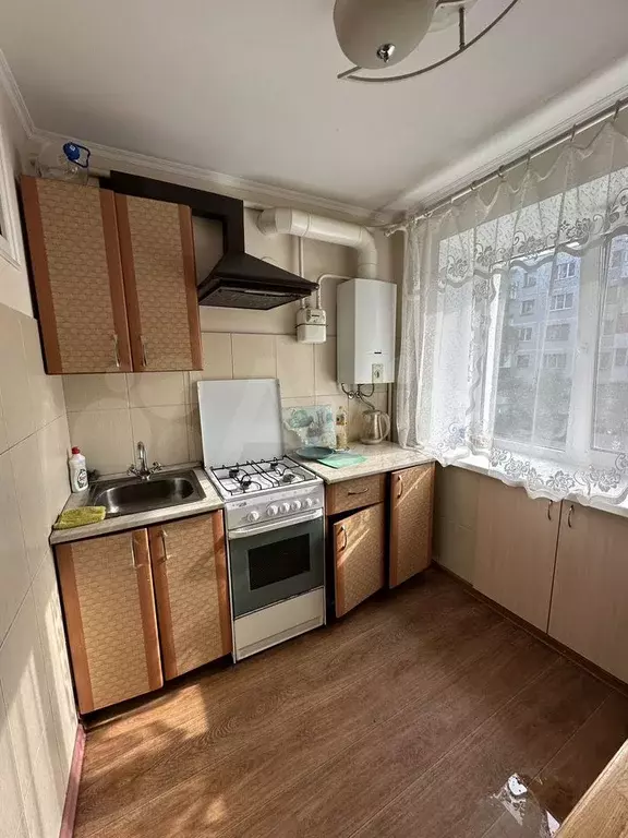 3-к. квартира, 58 м, 3/5 эт. - Фото 0