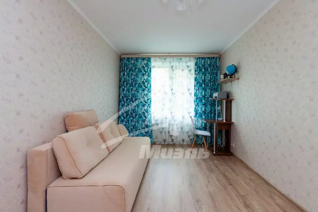 Продается 3-комнатная квартира - Фото 1