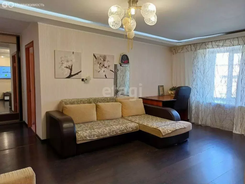 2-комнатная квартира: Стерлитамак, Коммунистическая улица, 24 (58.2 м) - Фото 1