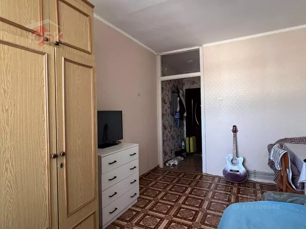 1-к кв. Крым, Евпатория городской округ, Заозерное пгт ул. Аллея ... - Фото 1