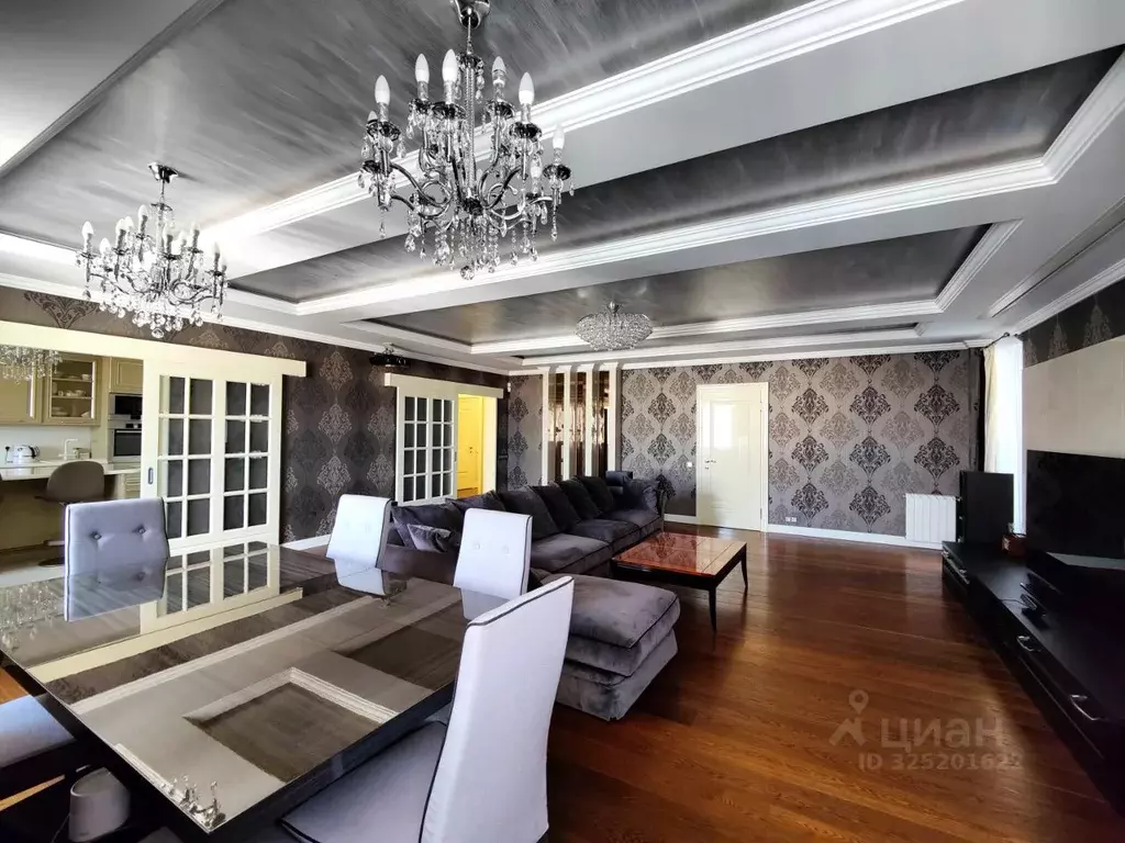 5-к кв. Московская область, Красногорск бул. Павшинский, 16 (196.0 м) - Фото 1