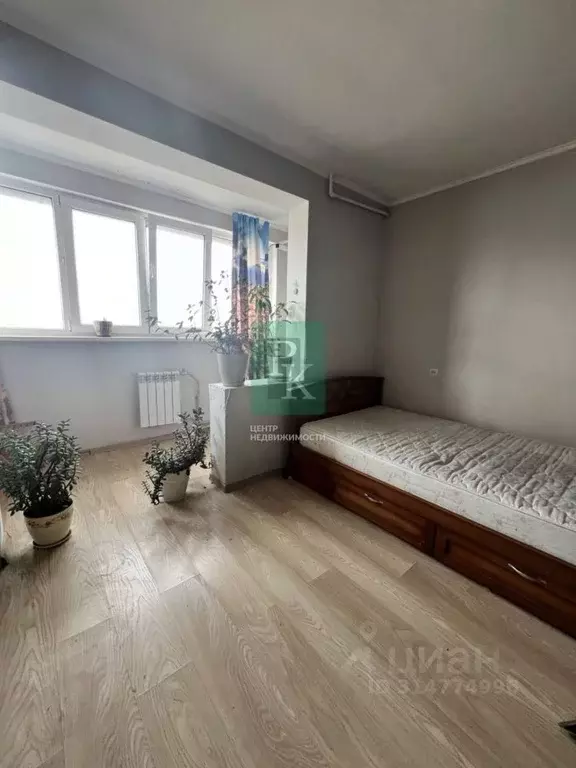 2-к кв. Севастополь просп. Октябрьской Революции, 32 (62.4 м) - Фото 1