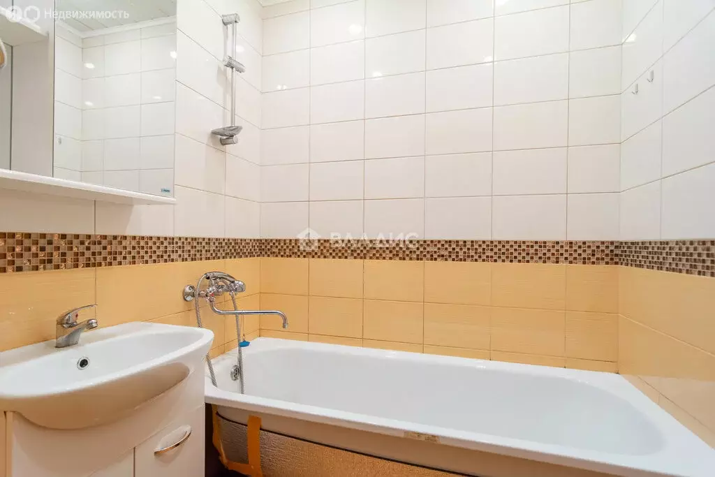 3-комнатная квартира: Петрозаводск, улица Древлянка, 14к2 (72.5 м) - Фото 2