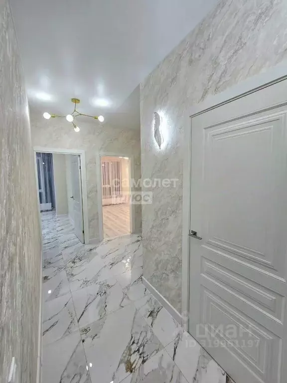 2-к кв. Кабардино-Балкария, Нальчик ул. Тлостанова, 32 (62.0 м) - Фото 0