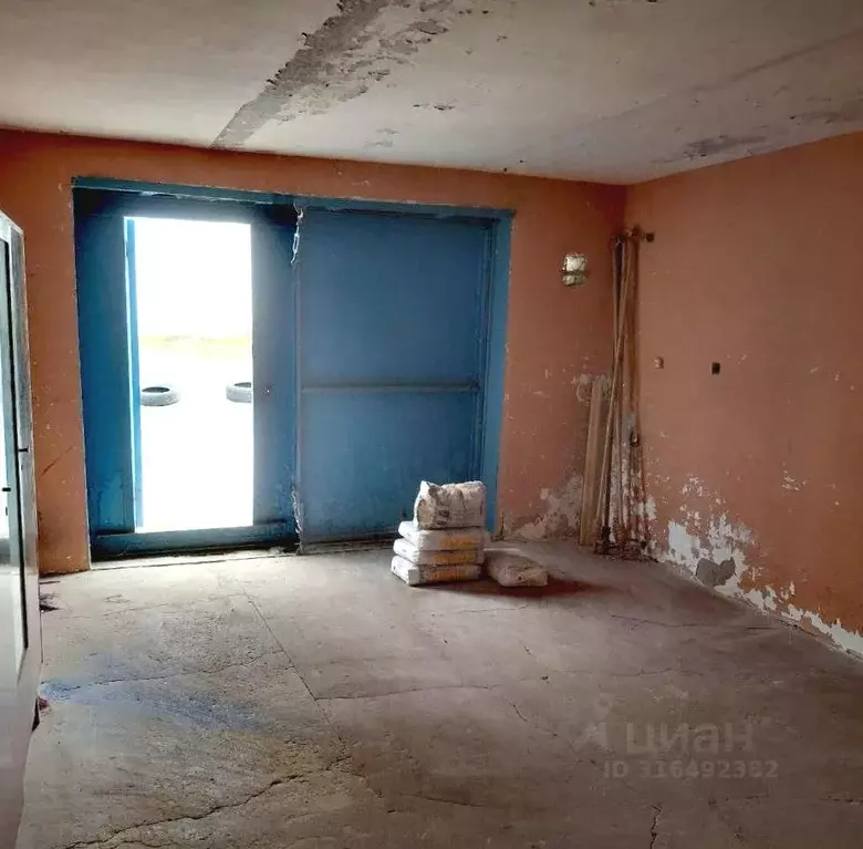 Гараж в Белгородская область, Белгород ул. Губкина, 11 (24 м) - Фото 1
