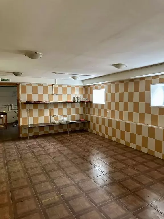 Помещение свободного назначения в Санкт-Петербург Среднеохтинский ... - Фото 1