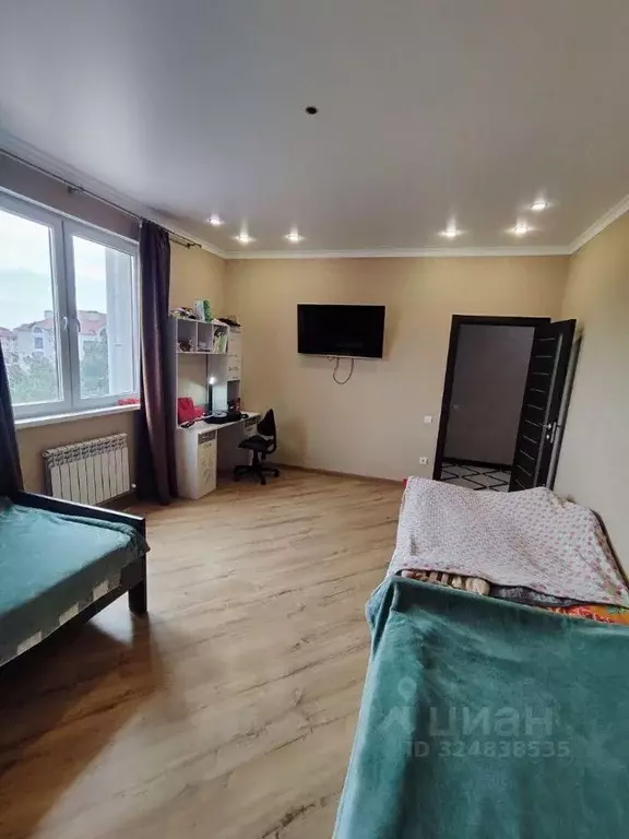 2-к кв. Краснодарский край, Геленджик просп. Геленджикский, 4В (83.0 ... - Фото 1