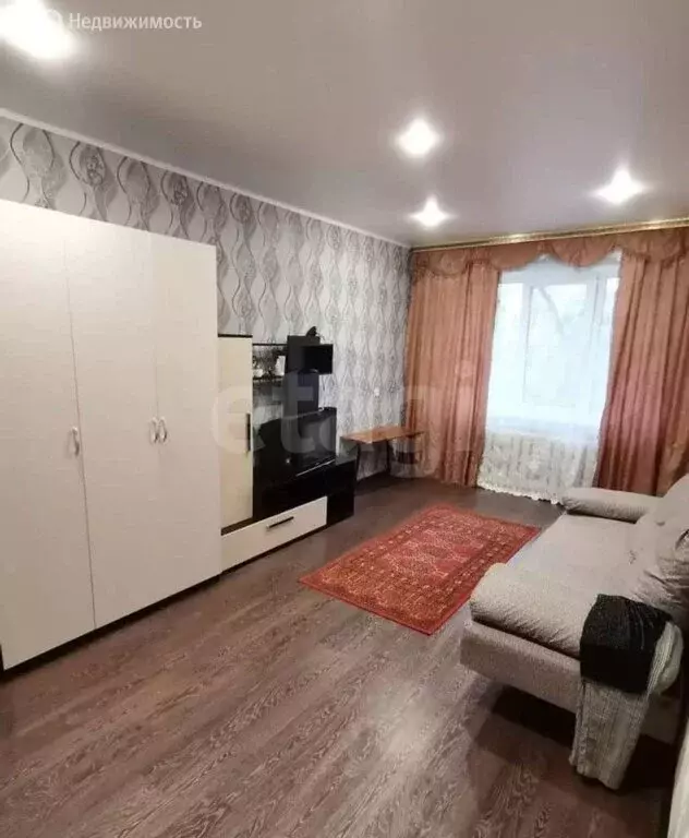 2-комнатная квартира: Калуга, улица Большевиков, 2 (43 м) - Фото 0