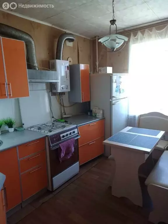 3-комнатная квартира: Донской, Октябрьская улица, 78/15 (59.8 м) - Фото 0