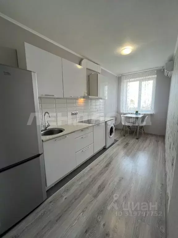 1-к кв. Ростовская область, Аксай ул. Платова, 101А (30.0 м) - Фото 1