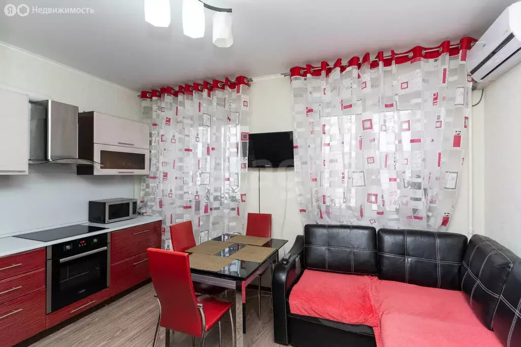 1-комнатная квартира: Тюмень, Широтная улица, 181 (45 м) - Фото 1