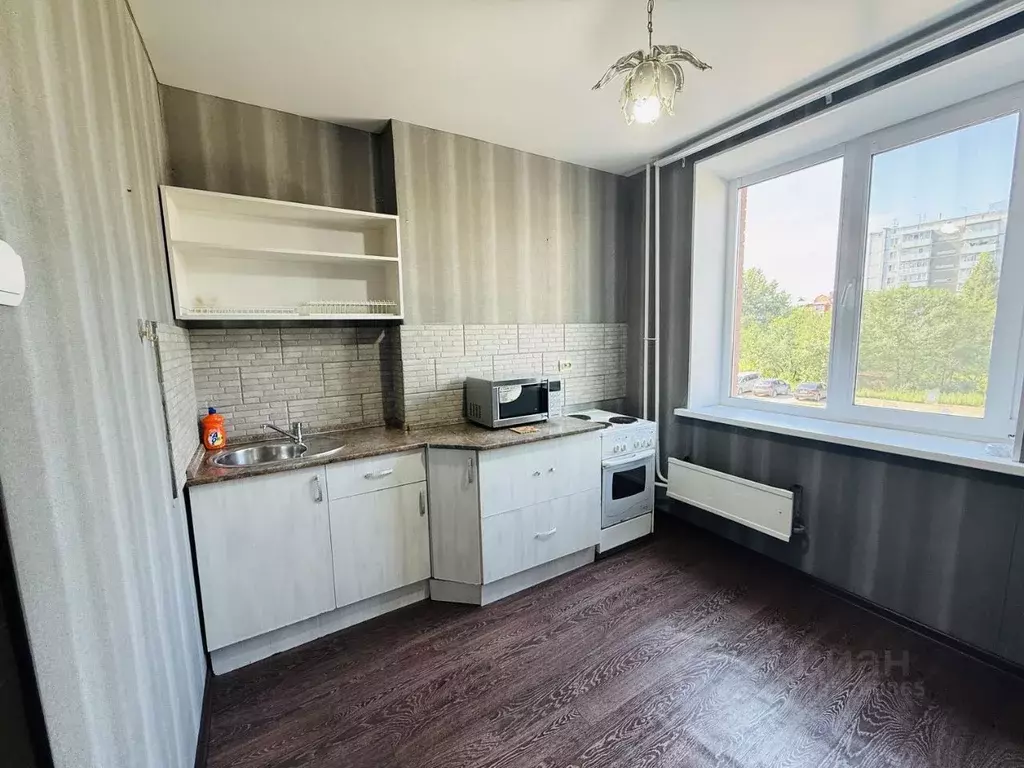 2-к кв. Хакасия, Черногорск ул. Генерала Тихонова, 17 (59.0 м) - Фото 1