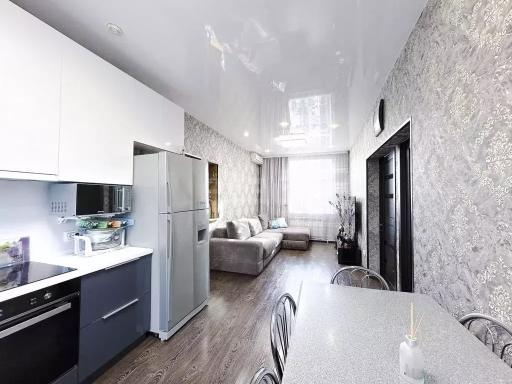 Дом в Хабаровский край, Комсомольск-на-Амуре пос. Амурсталь, ул. ... - Фото 1