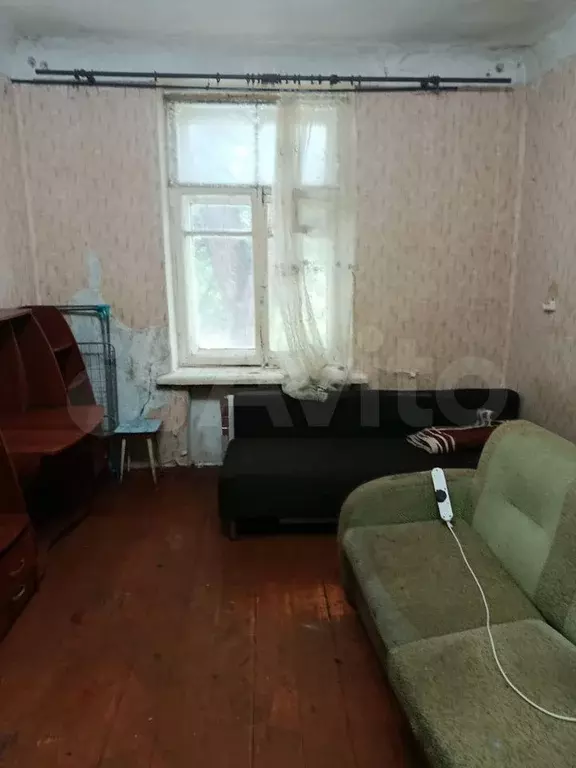Комната 18 м в 3-к., 2/2 эт. - Фото 0