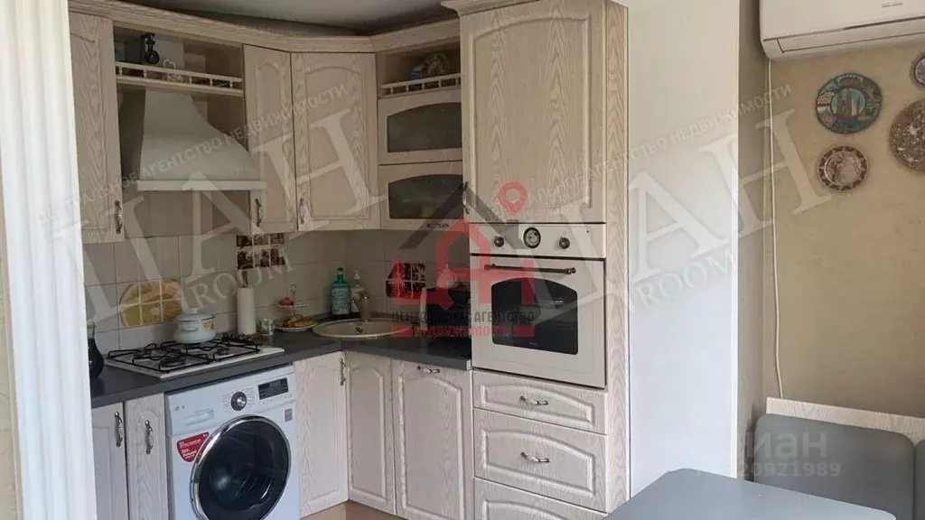 3-к кв. Ставропольский край, Ессентуки Октябрьская ул., 434 (65.8 м) - Фото 0