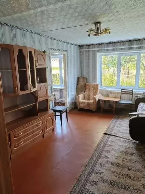 3-к. квартира, 50м, 1/2эт. - Фото 0