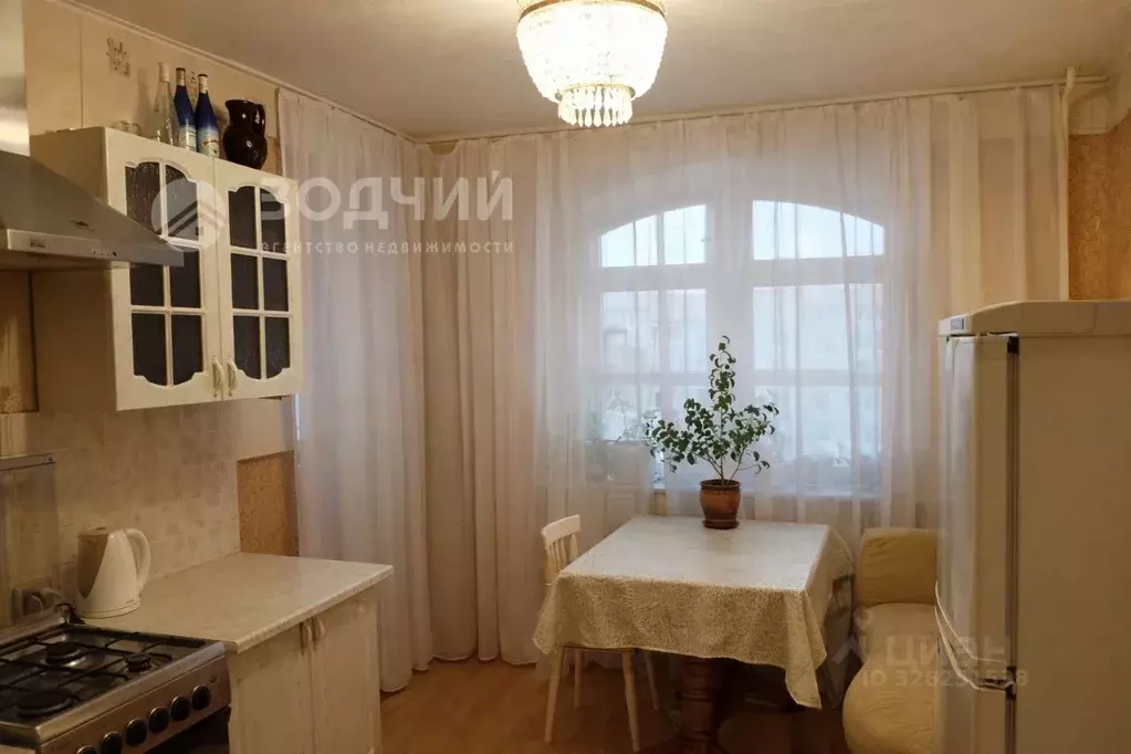 2-к кв. Чувашия, Новочебоксарск Советская ул., 44 (72.0 м) - Фото 1