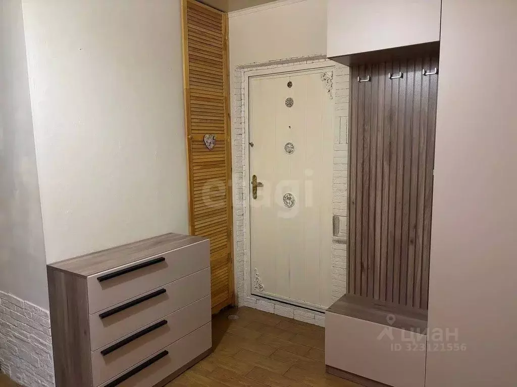 3-к кв. Курская область, Курск Курского завода тракторных запчастей ... - Фото 1