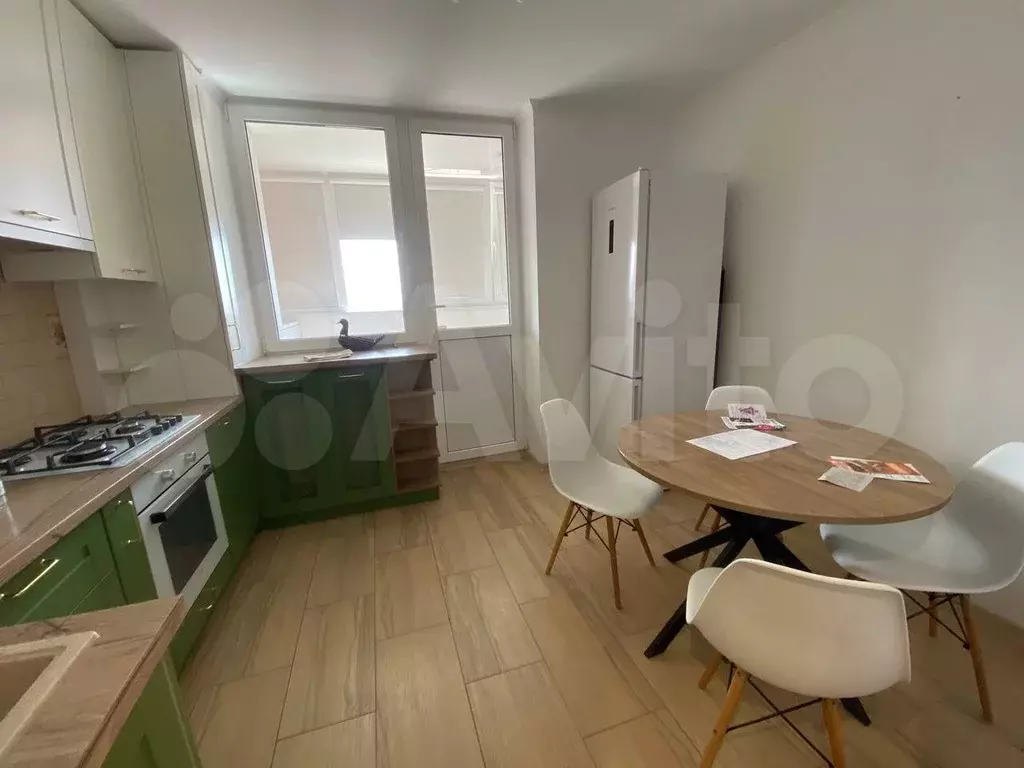 2-к. квартира, 58 м, 8/10 эт. - Фото 0