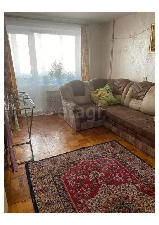 3-комнатная квартира: посёлок Камышловский, улица Карбышева, 7 (65.5 ... - Фото 1