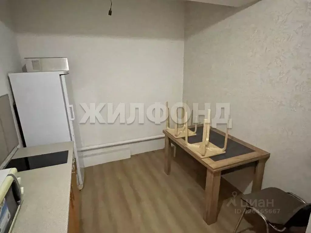 2-к кв. Новосибирская область, Новосибирск Фабричная ул., 17 (51.0 м) - Фото 2