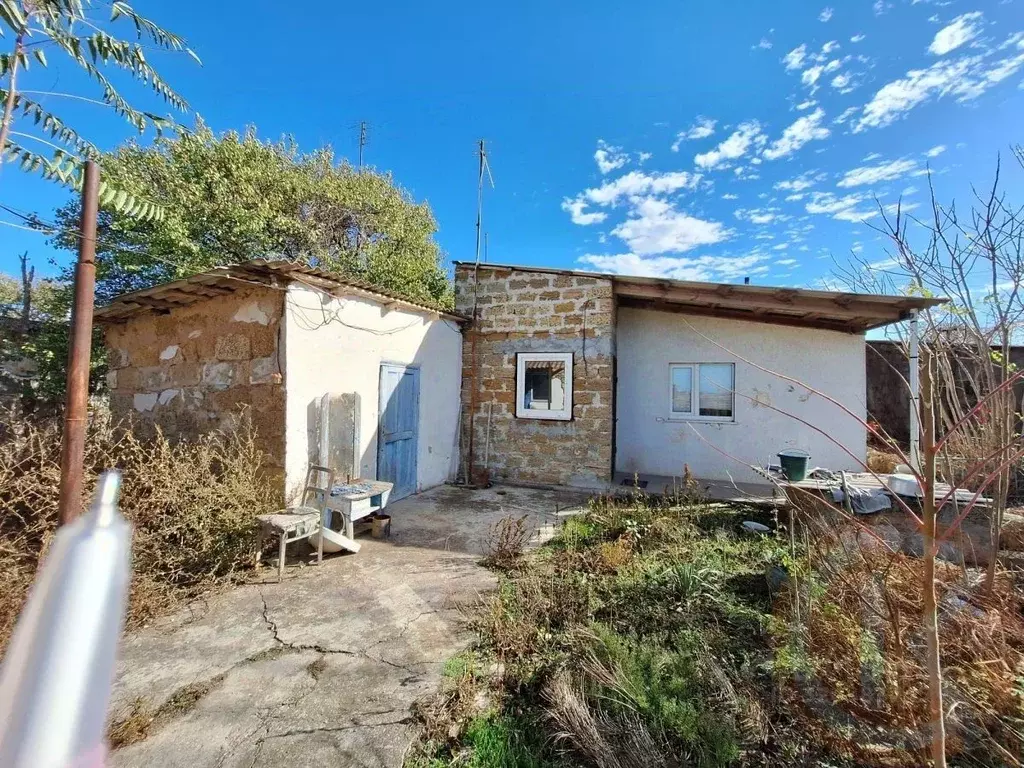 2-к кв. Крым, Сакский район, Молочненское с/пос, с. Витино ул. ... - Фото 1