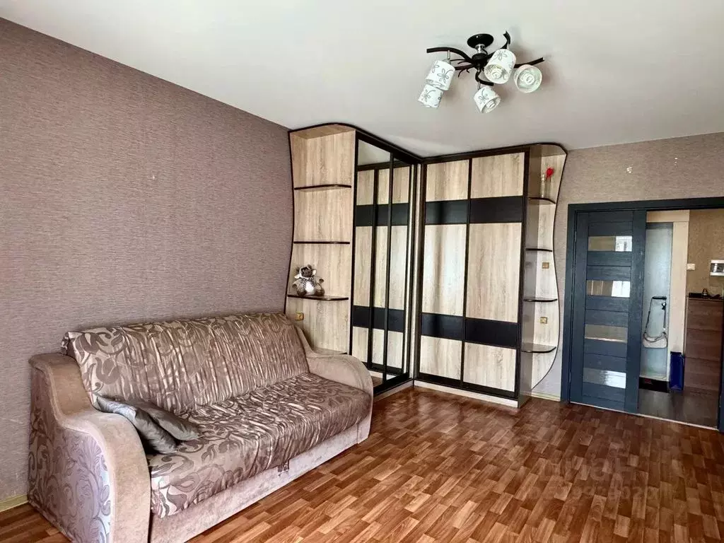 2-к кв. Псковская область, Псков ул. Шестака, 18 (62.0 м) - Фото 0