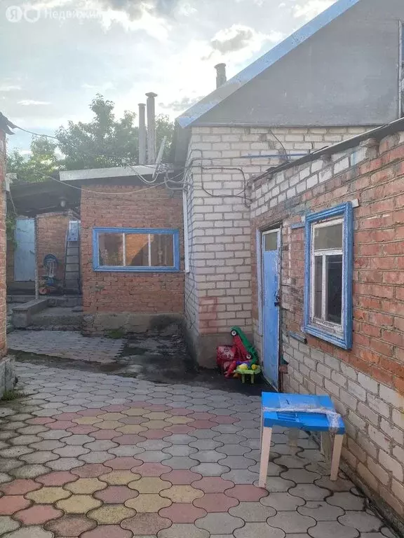 Дом в село Александровское, Комсомольская улица (110 м) - Фото 0