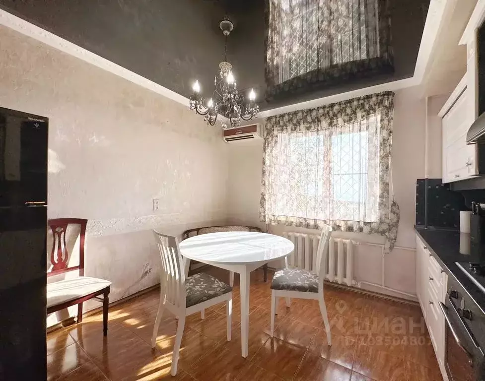3-к кв. Краснодарский край, Сочи Приморье мкр, ул. Есауленко, 4к3 ... - Фото 0