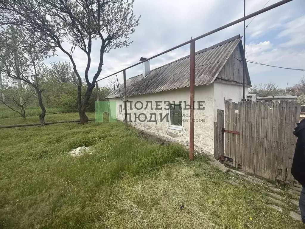 Дом в Ростовская область, Шахты Сенная ул., 41 (42 м) - Фото 1