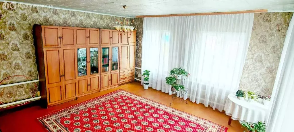 Дом в Погар, улица 40 лет Освобождения Брянщины (108.2 м) - Фото 0
