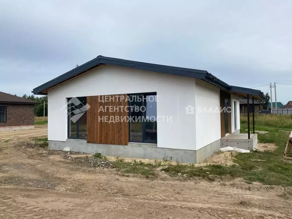 Дом в Рязанская область, Рязанский район, Варсковское с/пос, пос. ... - Фото 2