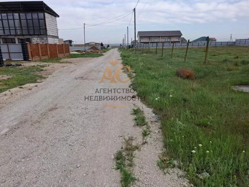 Участок в Крым, Феодосия муниципальный округ, с. Береговое  (10.0 ... - Фото 1