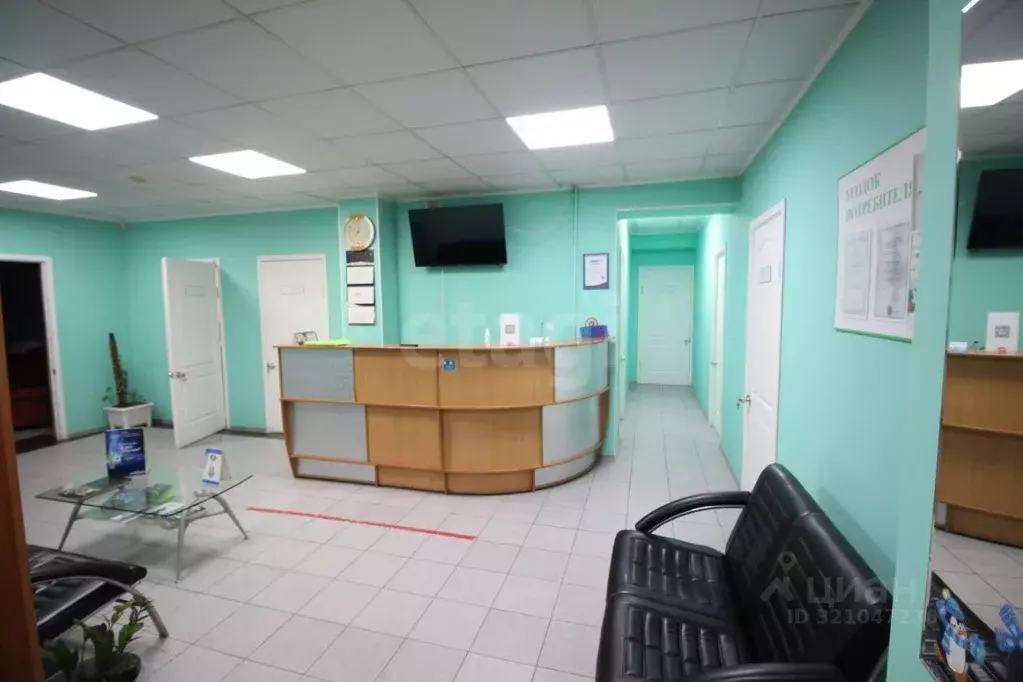 Помещение свободного назначения в Красноярский край, Красноярск ул. ... - Фото 1