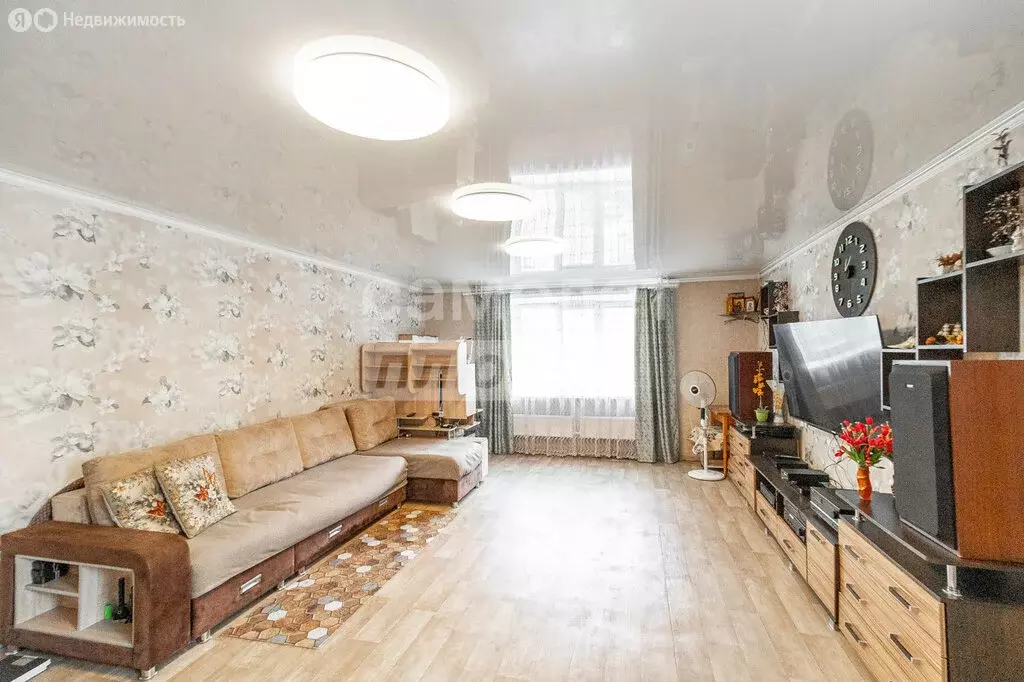 4-комнатная квартира: Омск, 16-я Северная улица, 150к1 (142 м) - Фото 1