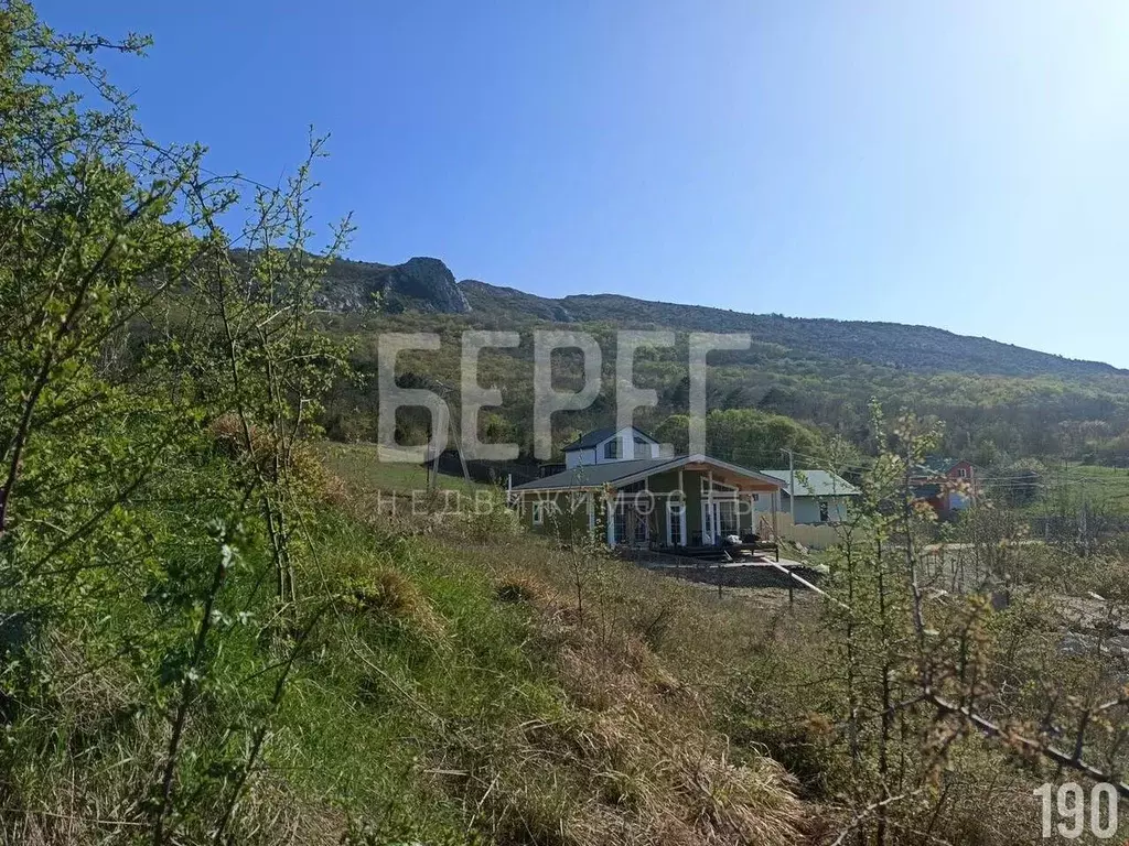 Участок в Севастополь с. Тыловое, пер. Земляной, 5 (6.0 сот.) - Фото 0
