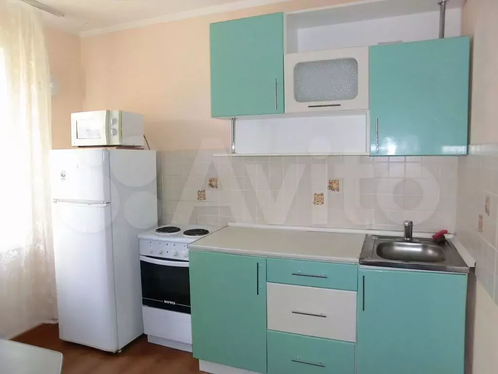 1-к. квартира, 45 м, 1/10 эт. - Фото 1