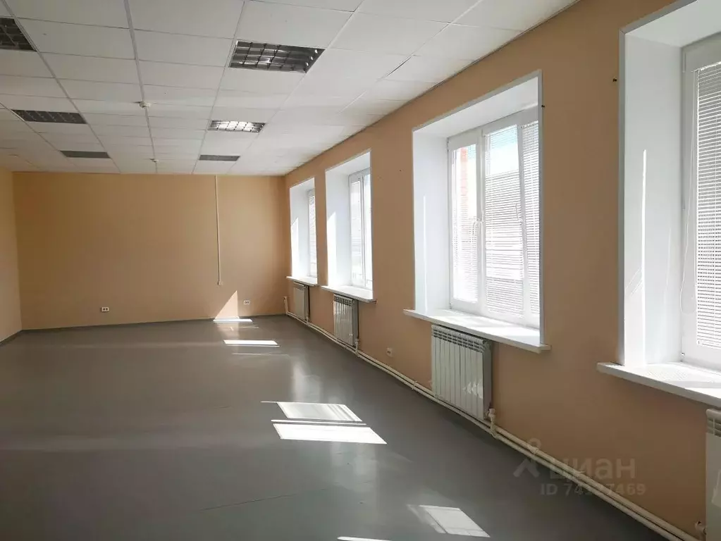 Офис в Башкортостан, Уфа ул. Кирова, 107/4 (530.0 м) - Фото 0
