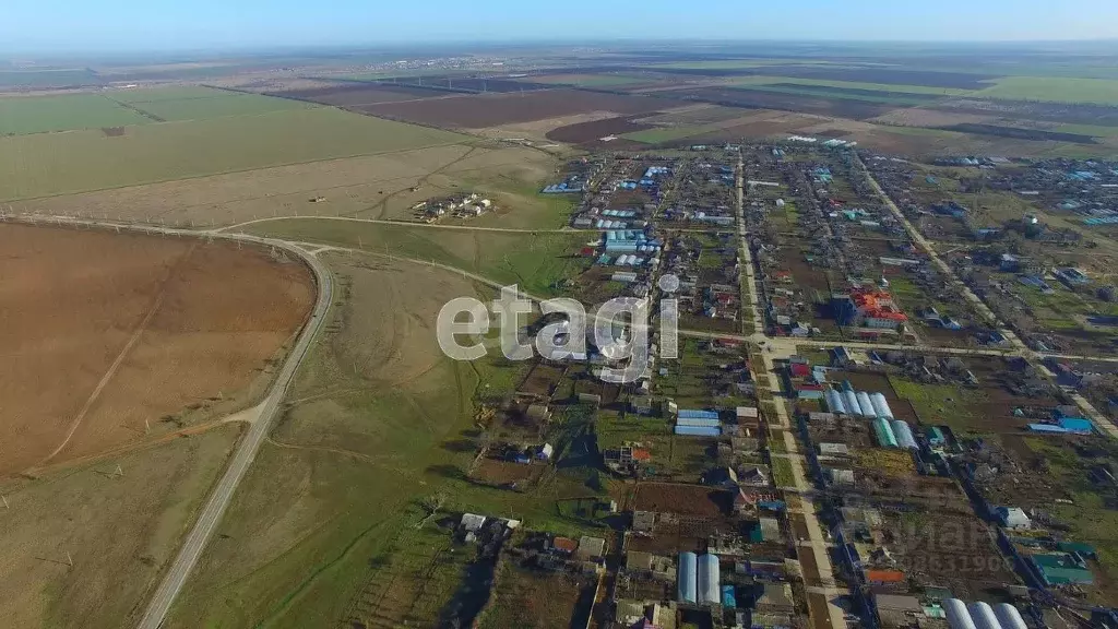Участок в Крым, Сакский район, с. Ивановка  (44.14 сот.) - Фото 1