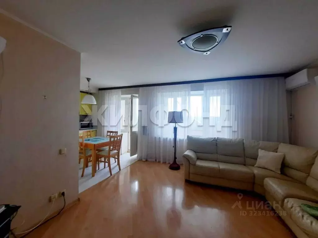 3-к кв. Ставропольский край, Георгиевск ул. Тронина, 11 (73.6 м) - Фото 1