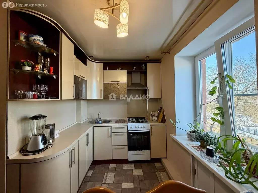 3-комнатная квартира: деревня Новые Батеки, Молодёжная улица, 3 (69 м) - Фото 1