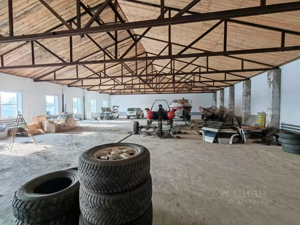 Помещение свободного назначения в Алтайский край, Бийский район, с. ... - Фото 1