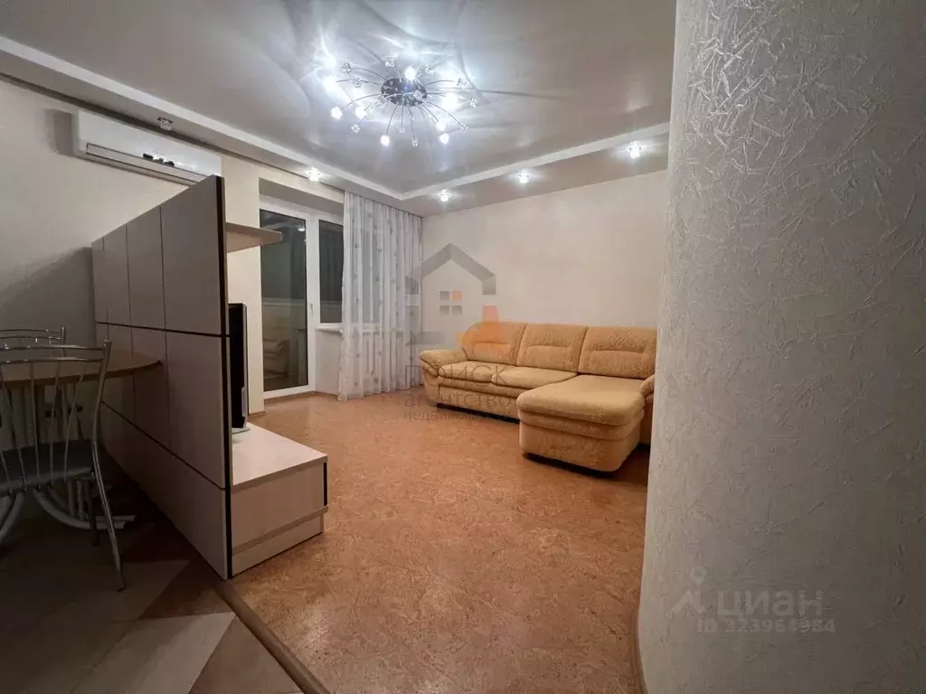 2-к кв. Кировская область, Киров ул. Маклина, 53 (50.0 м) - Фото 2